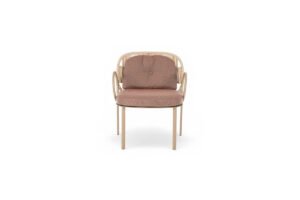Chaise design d’extérieur Creole d’Amura Lab — alliance subtile de légèreté, confort et design intemporel pour des espaces extérieurs raffinés. Disponible chez D-Style Interior.