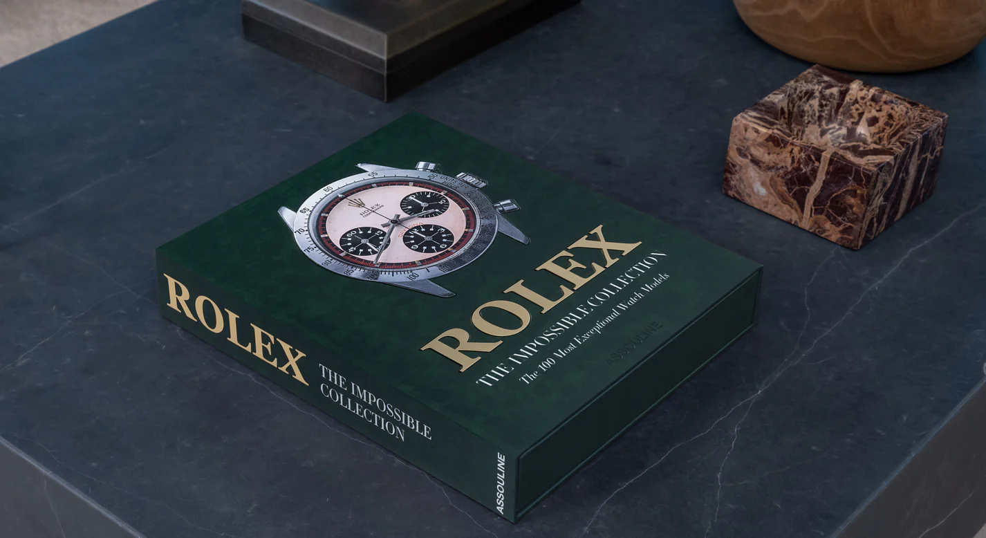 Livre design haut de gamme Rolex: The Impossible Collection par Assouline, édition Ultimate sous écrin cuir, disponible chez D-Style Interior.