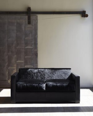 Canapé design haut de gamme Linea A par Poltrona Frau, structure hêtre massif avec revêtement cuir Pelle Frau®, disponible chez D-Style Interior