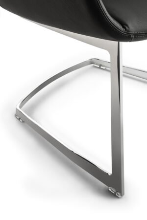 Downtown Conference | Chaise Cantilever Poltrona Frau, design contemporain et ergonomique par Jean-Marie Massaud, revêtement cuir Pelle Frau®. Disponible chez D-Style Interior.