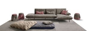 Escape canapé de Gamma Arredamenti, un canapé haut de gamme modulable en cuir au design contemporain et aux finitions artisanales. Disponible chez D-Style Interior.